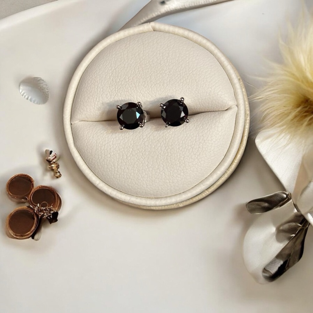 NWOT 2 CTW Black Moissanite Earrings